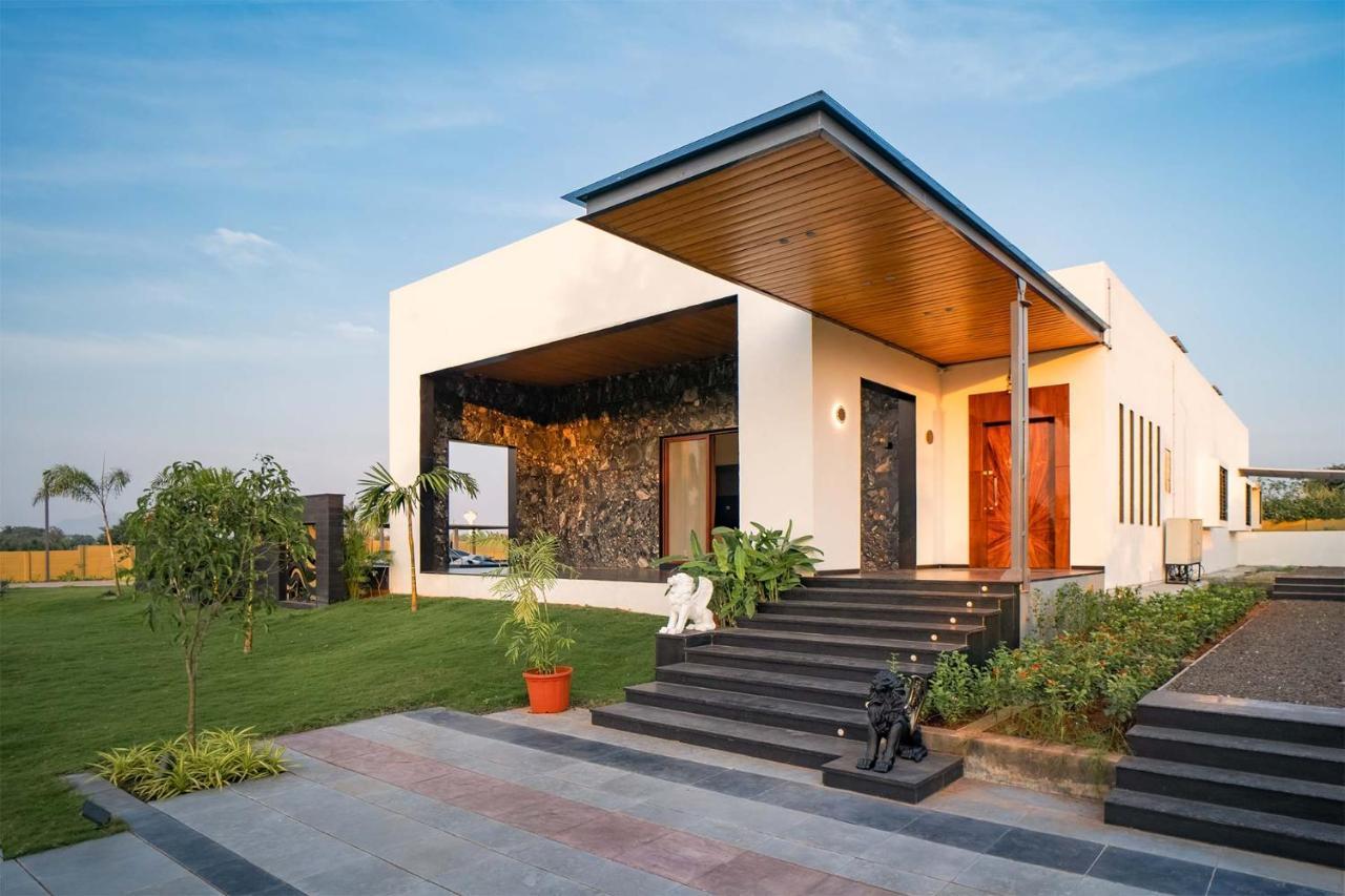Stayvista'S Le Bon Horizon - Hillside Elegance With Chic Interiors, Poolside Serenity & Picturesque Gazebo - Proximity To Sula Nashik Buitenkant foto